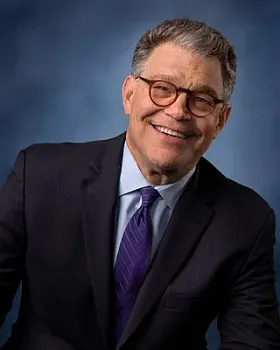 By U.S. Senate Photographic Studio-Rebecca Hammel - https://www.franken.senate.gov/files/images/presskit/PressKit_Official_Color_HR_2.jpg, Public domain, https://commons.wikimedia.org/wiki/File:Al_Franken,_official_portrait,_114th_Congress.jpg